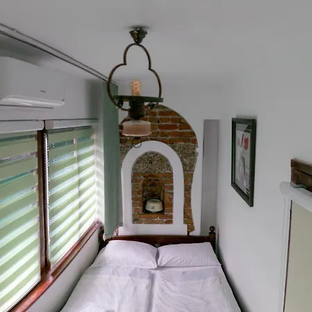Pink Houdini Apartment