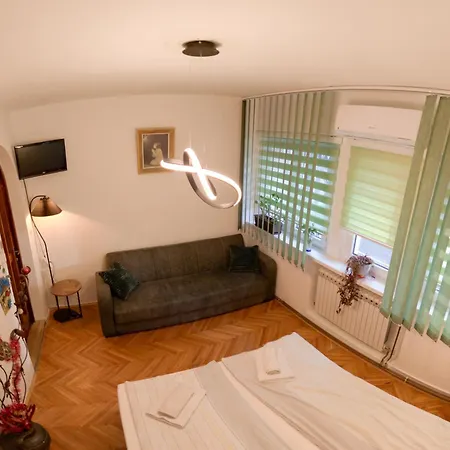 Apartmán Pink Houdini *