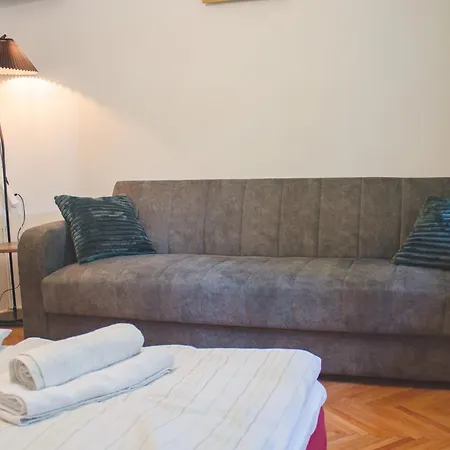 Pink Houdini Apartmán *